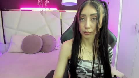 miilu  online show from 03/15/26, 03:45