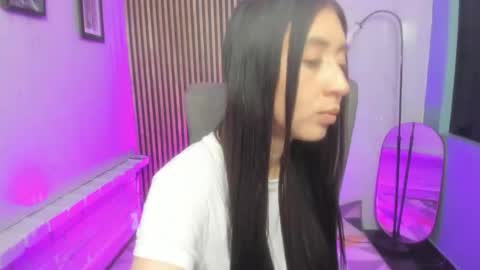 Snapshot of miilu__1 chatting on 05/13/26, 03:59 miilu online show from 05/13/26, 03:59