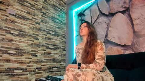 miiss_evaa online show from 12/03/25, 11:19