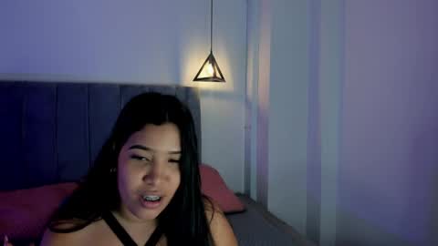 Snapshot of miiss_greyy chatting on 03/03/25, 07:28 miiss_greyy online show from 03/03/25, 07:28