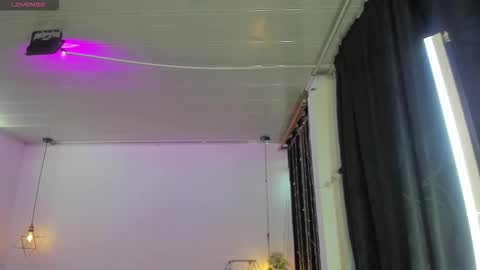 Snapshot of miiss_greyy chatting on 09/16/25, 11:44 miiss_greyy online show from 09/16/25, 11:44