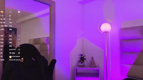   online show from 12/28/24, 11:26