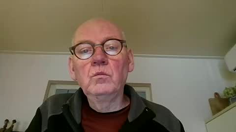 mik online show from 01/12/26, 12:10