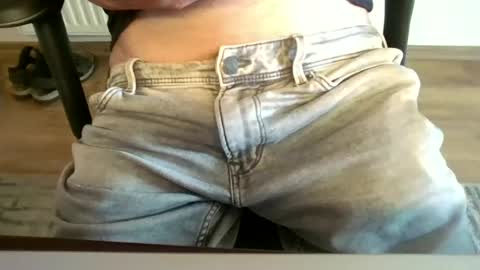 mik online show from 06/25/26, 07:35