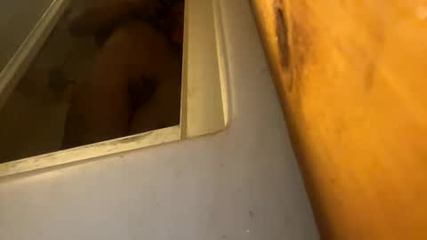 mik393018 online show from 09/26/25, 08:40