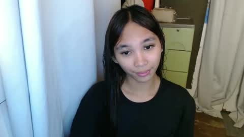 MIKA online show from 04/18/26, 10:19