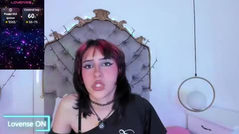 mika doll online show from 04/22/26, 10:39