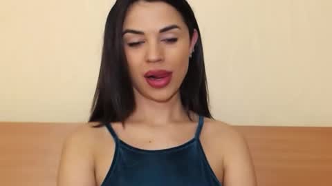 Mika online show from 02/12/25, 07:56