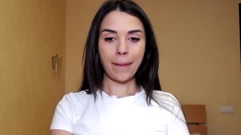 Mika online show from 02/17/25, 11:13