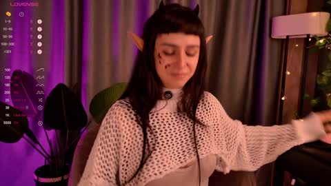 mika_moon_ online show from 12/15/24, 06:15