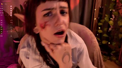 mika_moon_ online show from 01/17/25, 05:53