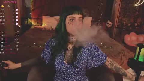 mika_moon_ online show from 02/26/25, 12:36