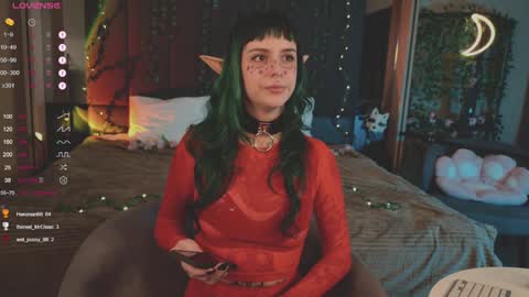 mika_moon_ online show from 02/26/25, 04:35