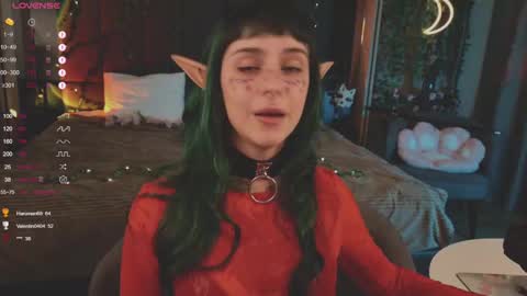 mika_moon_ online show from 02/26/25, 07:38