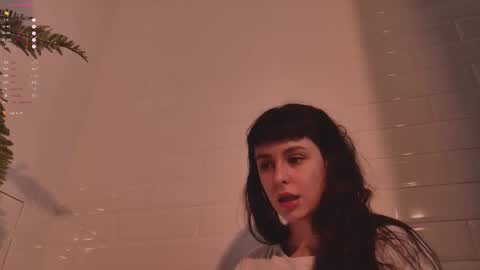 mika_moon_ online show from 10/02/25, 03:52