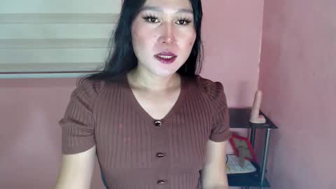 Hi im Avah online show from 02/07/25, 09:26