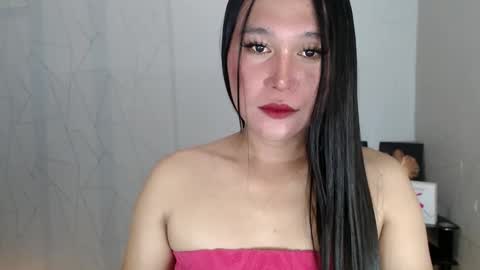 Hi im Avah online show from 03/23/26, 11:25