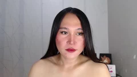 Hi im Avah online show from 03/25/26, 02:06