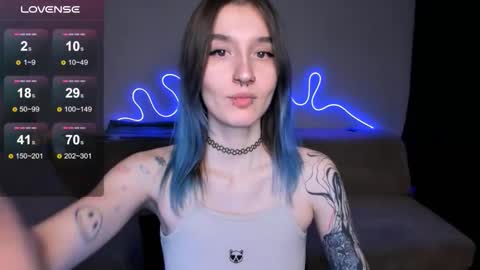 Mika online show from 02/08/26, 01:42