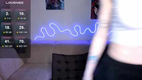 Mika online show from 03/31/26, 06:41