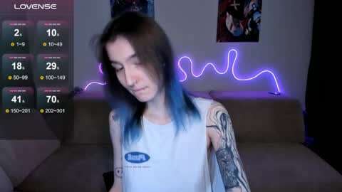 Mika online show from 04/09/26, 08:09