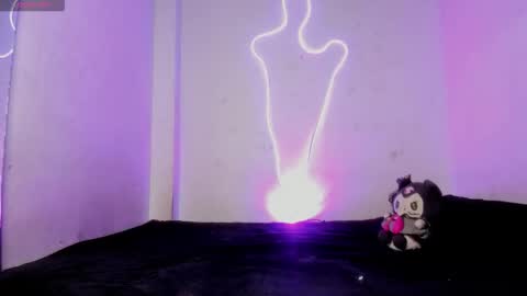 mika_velvet online show from 11/10/25, 09:14