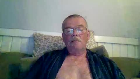 Snapshot of mikael42 chatting on 05/10/26, 07:08 mikael42 online show from 05/10/26, 07:08
