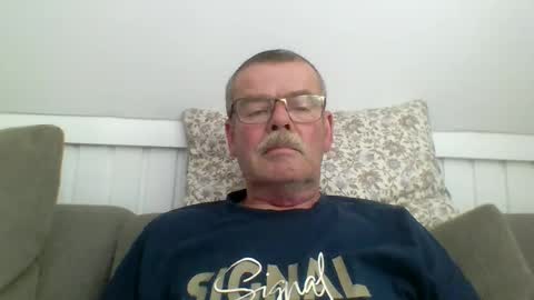 Snapshot of mikael42 chatting on 06/02/26, 12:40 mikael42 online show from 06/02/26, 12:40