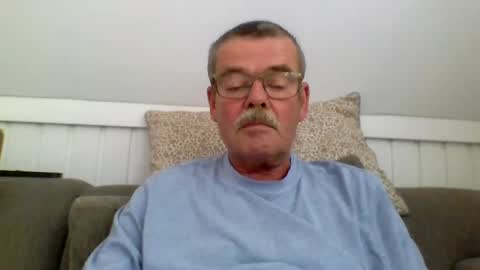 Snapshot of mikael42 chatting on 08/08/26, 09:55 mikael42 online show from 08/08/26, 09:55