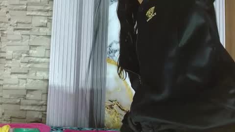 Snapshot of mikaela303av chatting on 11/17/25, 03:34 mikaela303av online show from 11/17/25, 03:34