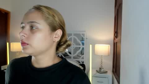 Mikaela blondie bigass online show from 01/15/26, 12:21