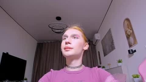 Snapshot of mikaella_nicole chatting on 06/02/26, 08:55 mikaella_nicole online show from 06/02/26, 08:55