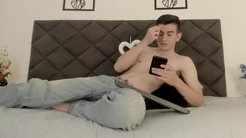 mikael online show from 02/26/25, 05:20