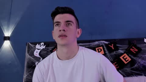 mikael online show from 10/25/25, 04:42