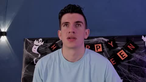 mikael online show from 10/26/25, 03:56