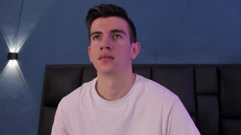 mikael online show from 11/02/25, 10:12