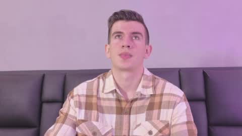 mikael online show from 04/04/26, 03:20