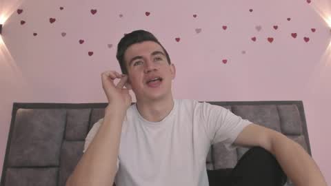 mikael online show from 04/22/26, 04:48