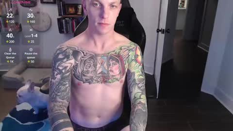 Snapshot of mikahishung chatting on 01/14/25, 02:08 MikahisHung online show from 01/14/25, 02:08