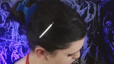 Mika online show from 09/26/25, 01:09