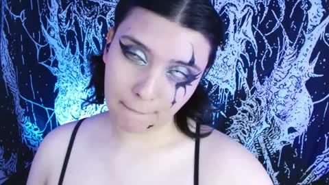 Mika online show from 10/04/25, 06:22