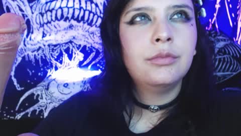 Mika online show from 10/09/25, 05:27