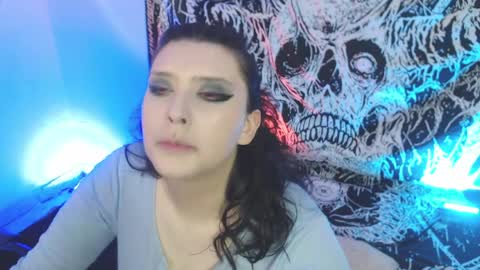 Mika online show from 04/02/26, 10:18