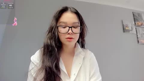 mikasssu online show from 10/11/25, 10:36