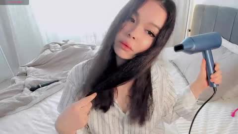 mikasssu online show from 04/21/26, 10:32