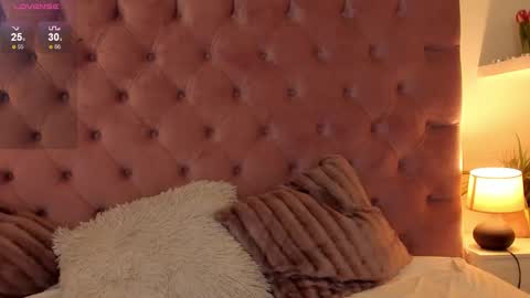 Snapshot of mikavia chatting on 02/09/25, 09:17 Mika online show from 02/09/25, 09:17