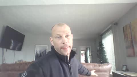 mike199645 online show from 03/22/26, 08:23