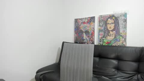 Snapshot of mike3xxx chatting on 09/17/25, 01:07 mike3xxx online show from 09/17/25, 01:07