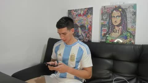 Snapshot of mike3xxx chatting on 09/21/25, 10:55 mike3xxx online show from 09/21/25, 10:55