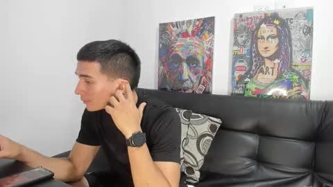 Snapshot of mike3xxx chatting on 09/24/25, 02:26 mike3xxx online show from 09/24/25, 02:26